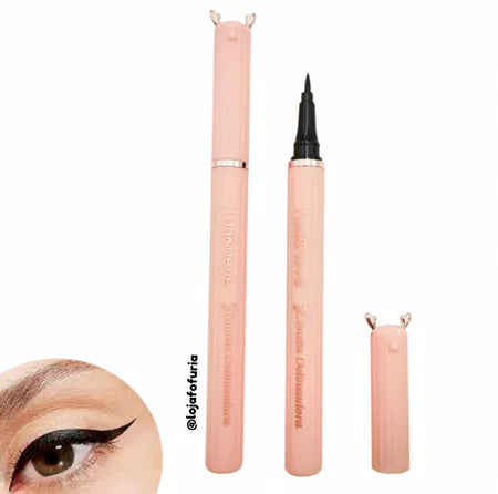 delineador negro pluma
